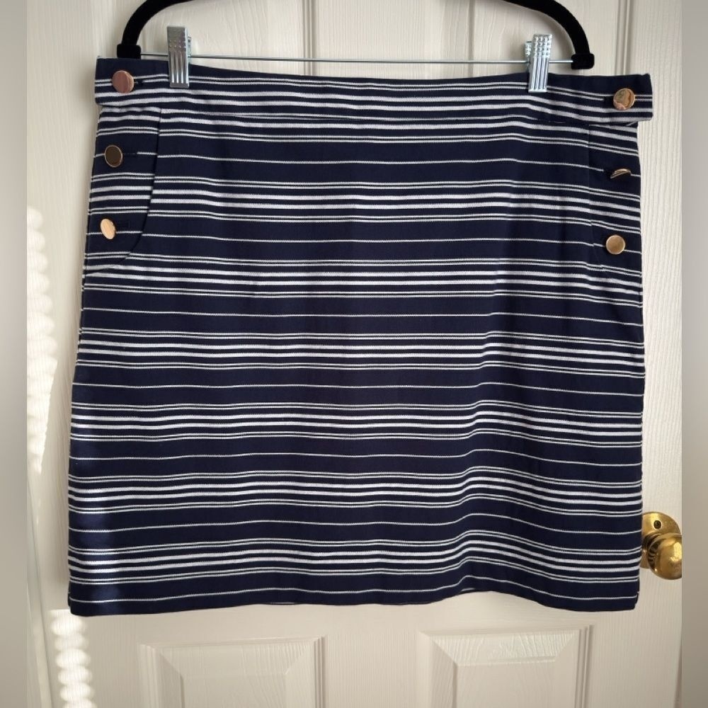 LOFT navy blue and white striped A Line Skirt with Gold Buttons Size‎ 16